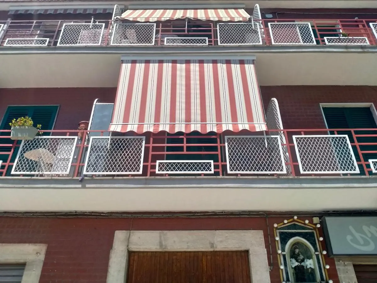 Aura Apartment 巴里